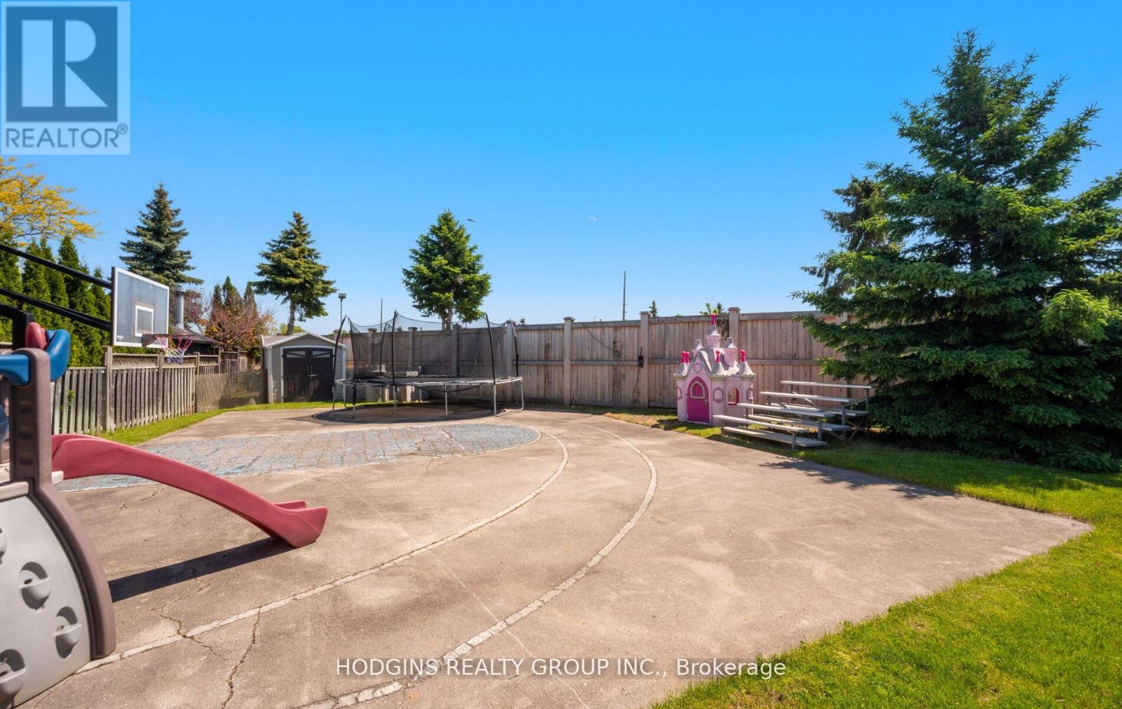 Photo 45 of 1376 Avon Drive, Mississauga ON
