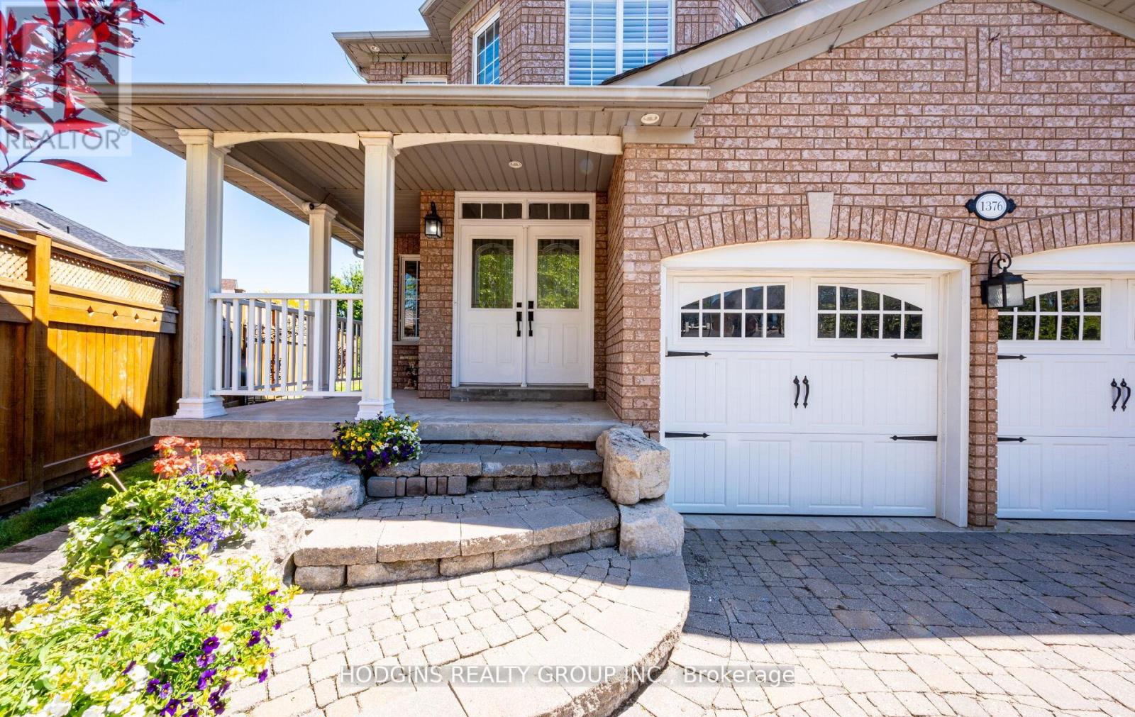 Photo 7 of 1376 Avon Drive, Mississauga ON