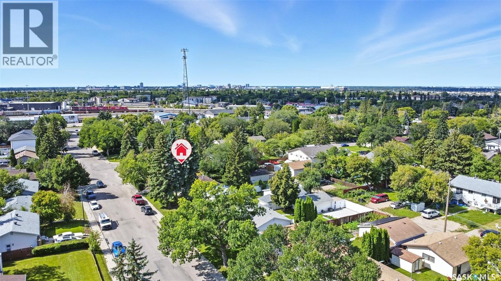 Photo 3 of 204 Evans Street, Saskatoon SK