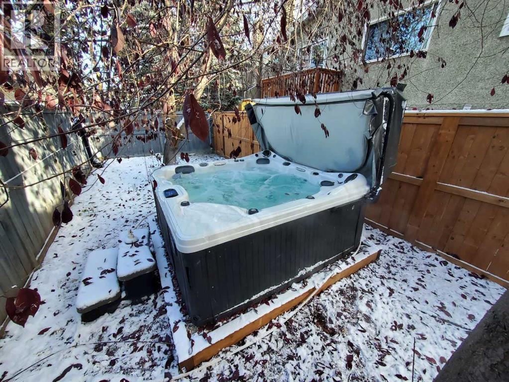 Multi-family House for Sale in   Street NW Crescent Heights Calgary 
