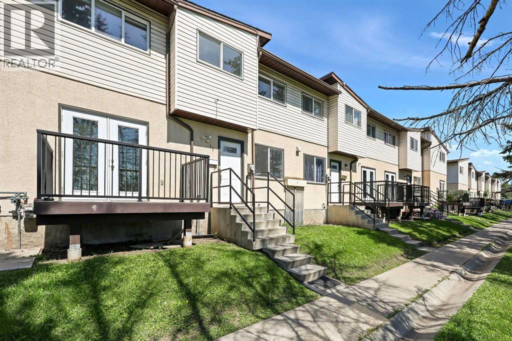 Single Family House for Sale in    Avenue SE Forest Heights Calgary 