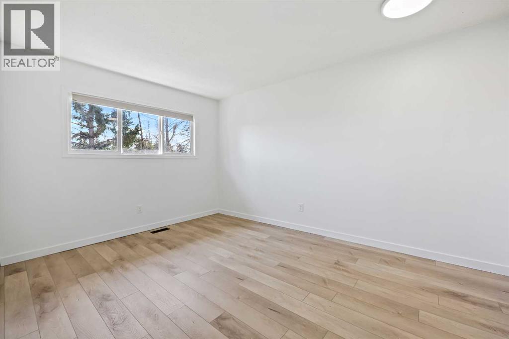 Single Family House for Sale in    Avenue SE Forest Heights Calgary 