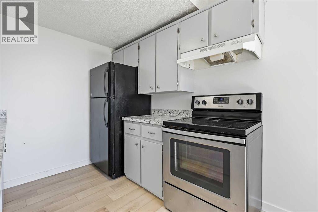 Single Family House for Sale in    Avenue SE Forest Heights Calgary 