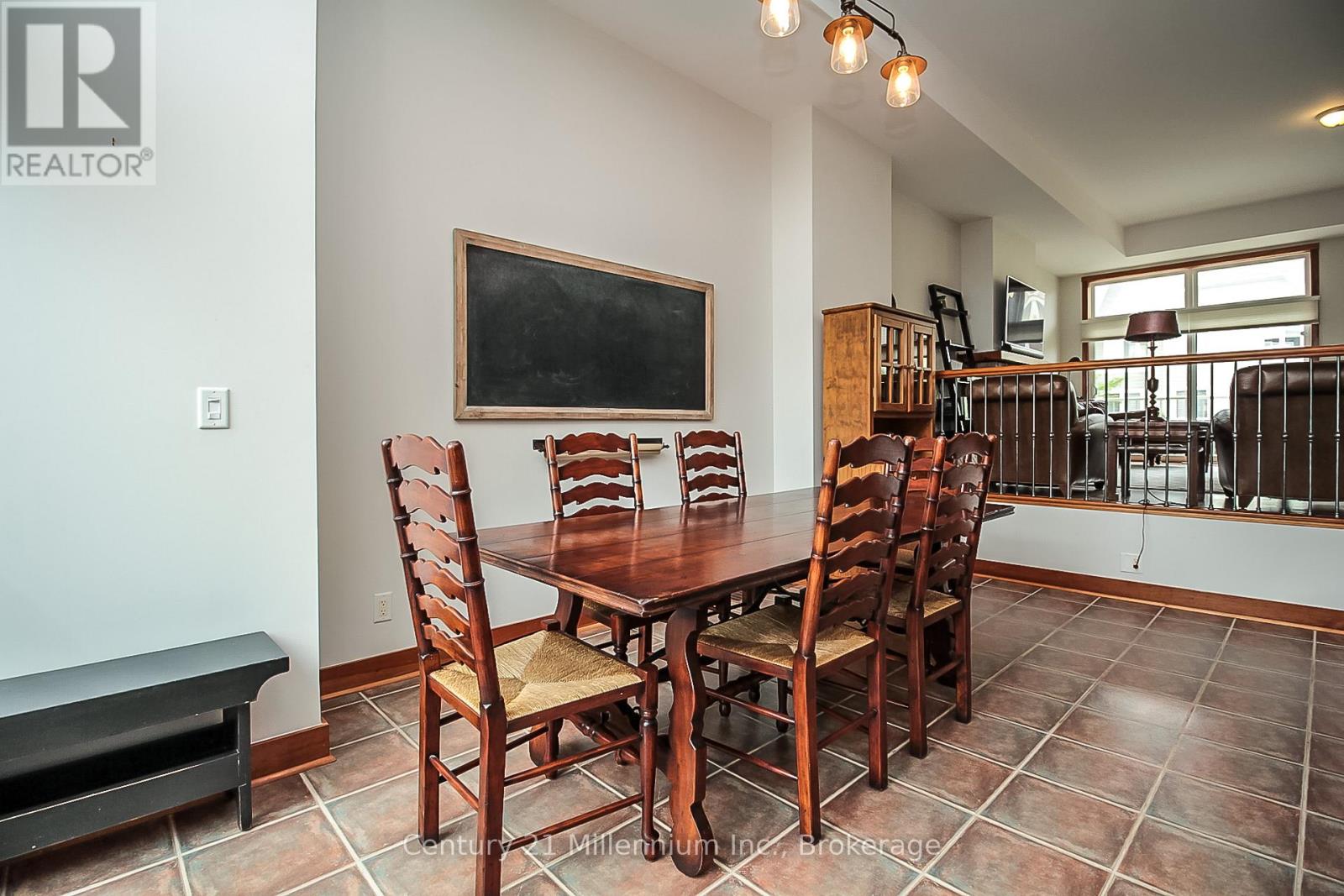 Photo 13 of 7 104 Farm Gate Road, Blue Mountains ON