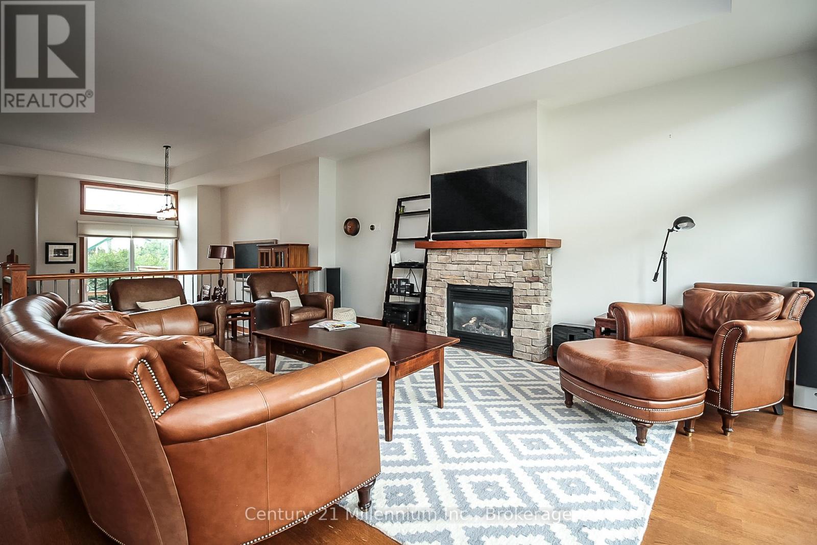Photo 18 of 7 104 Farm Gate Road, Blue Mountains ON