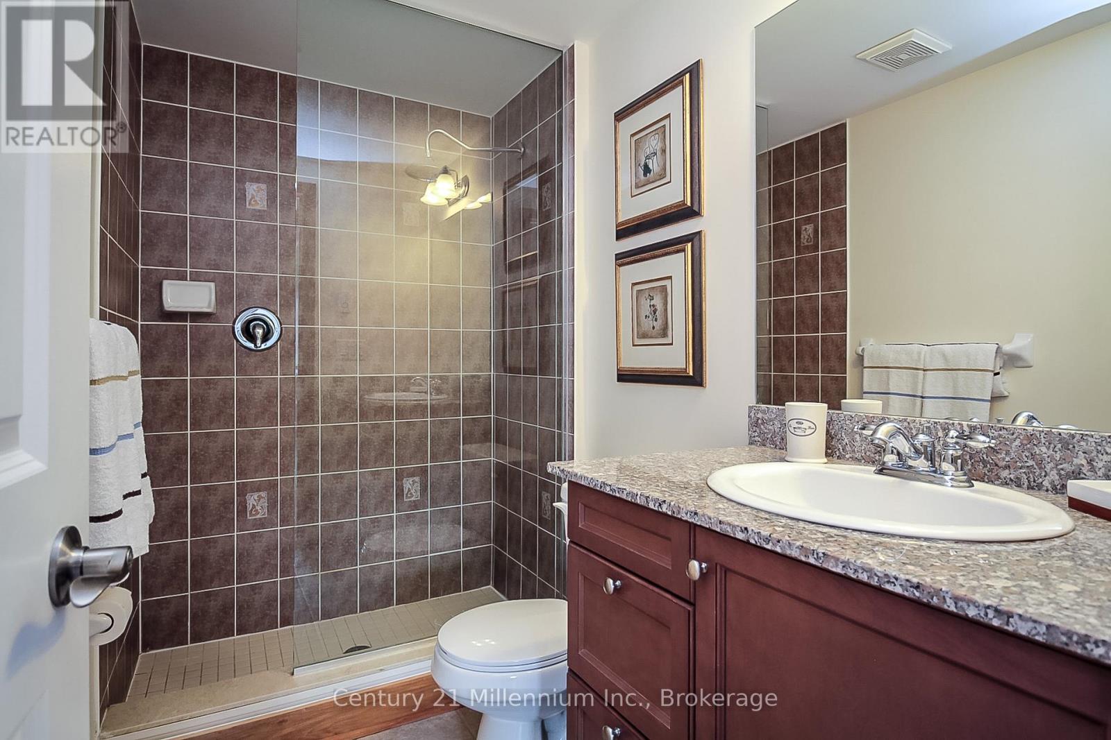 Photo 25 of 7 104 Farm Gate Road, Blue Mountains ON