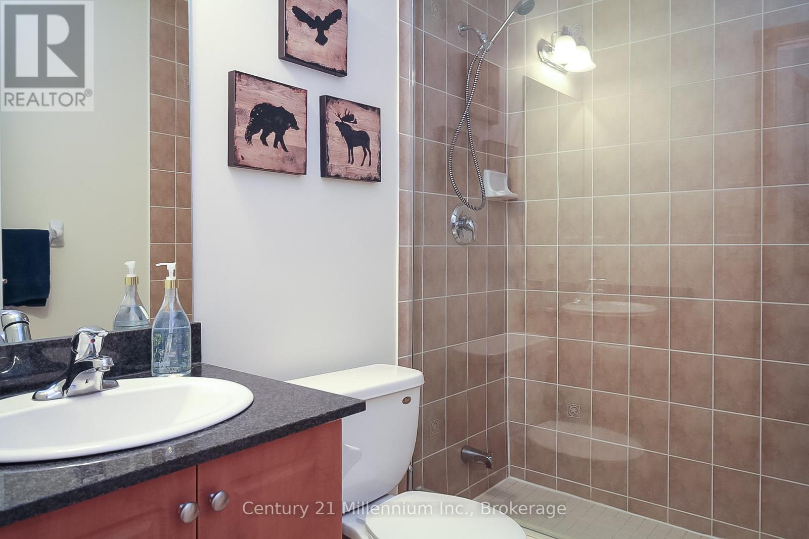 Photo 6 of 7 104 Farm Gate Road, Blue Mountains ON