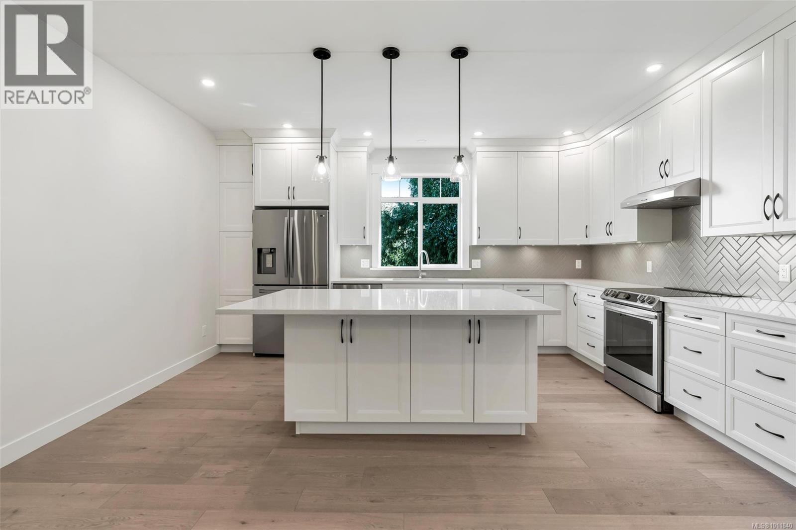  540 Bickford Way, Mill Bay