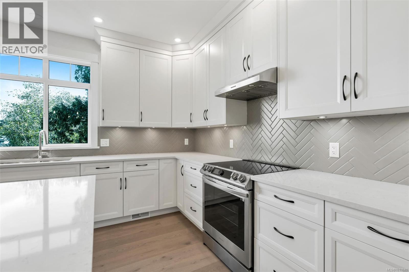  540 Bickford Way, Mill Bay