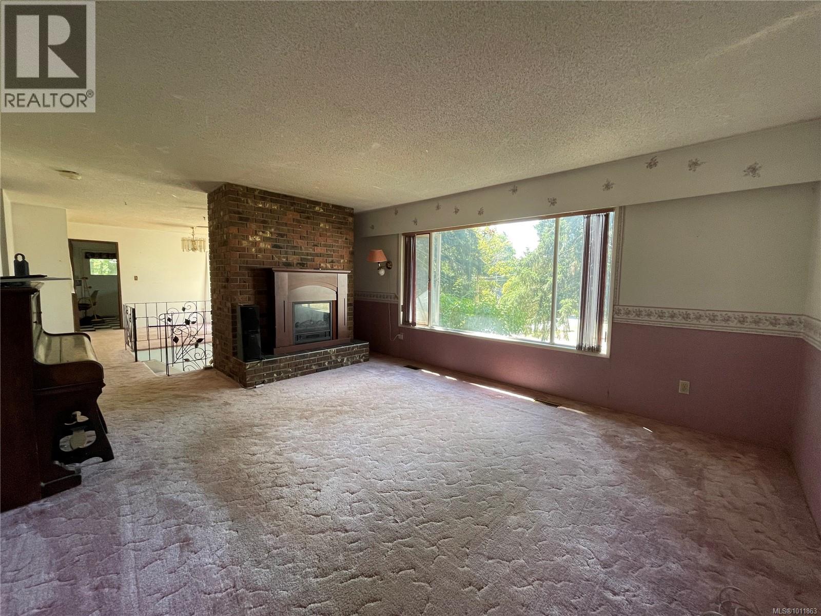 Photo 5 of 6929 Cherry Creek Rd, Port Alberni BC