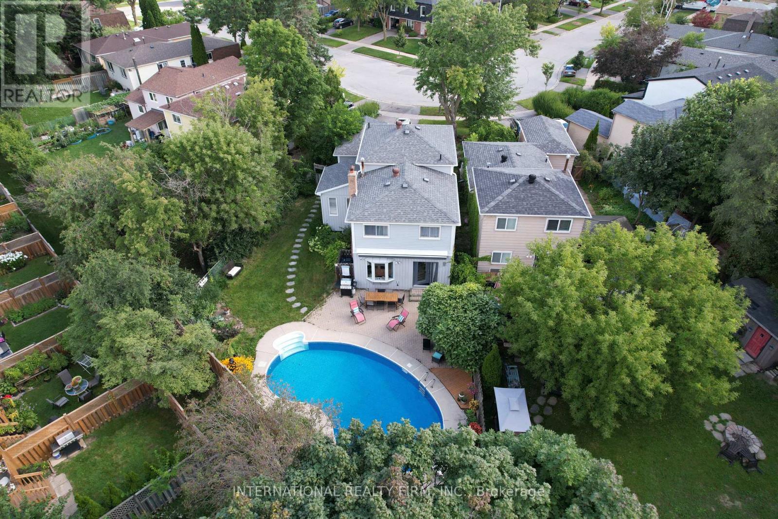 Photo 1 of 19 Lillooet Crescent S, Richmond Hill ON