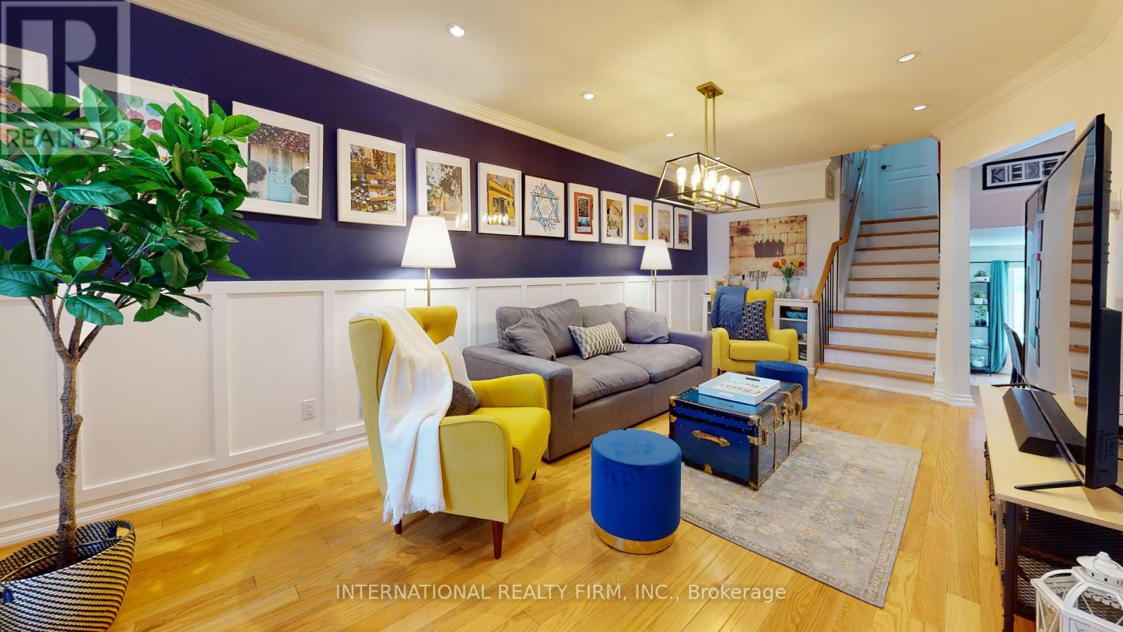 Photo 17 of 19 Lillooet Crescent S, Richmond Hill ON
