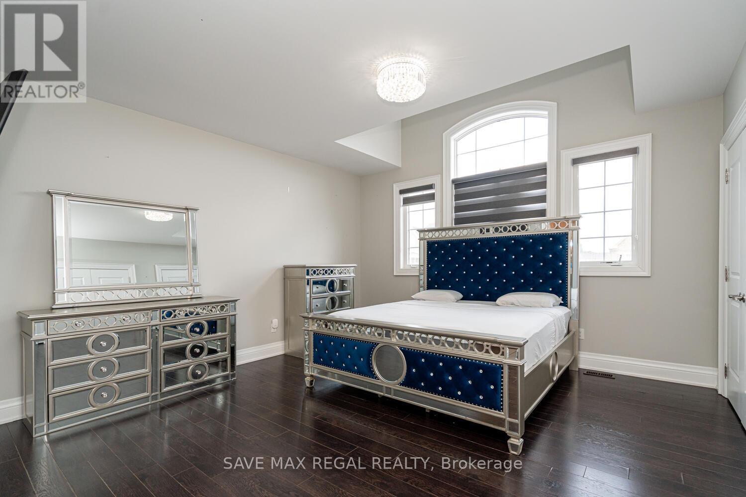 Photo 16 of 376 Torrey Pines Road, Vaughan ON