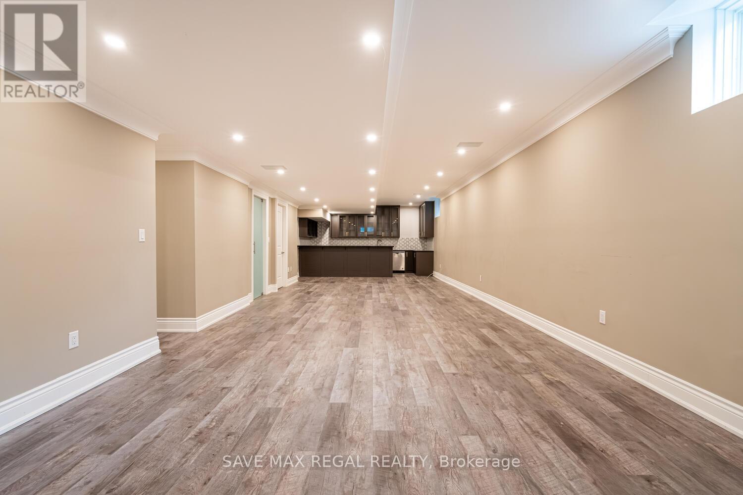 Photo 24 of 376 Torrey Pines Road, Vaughan ON