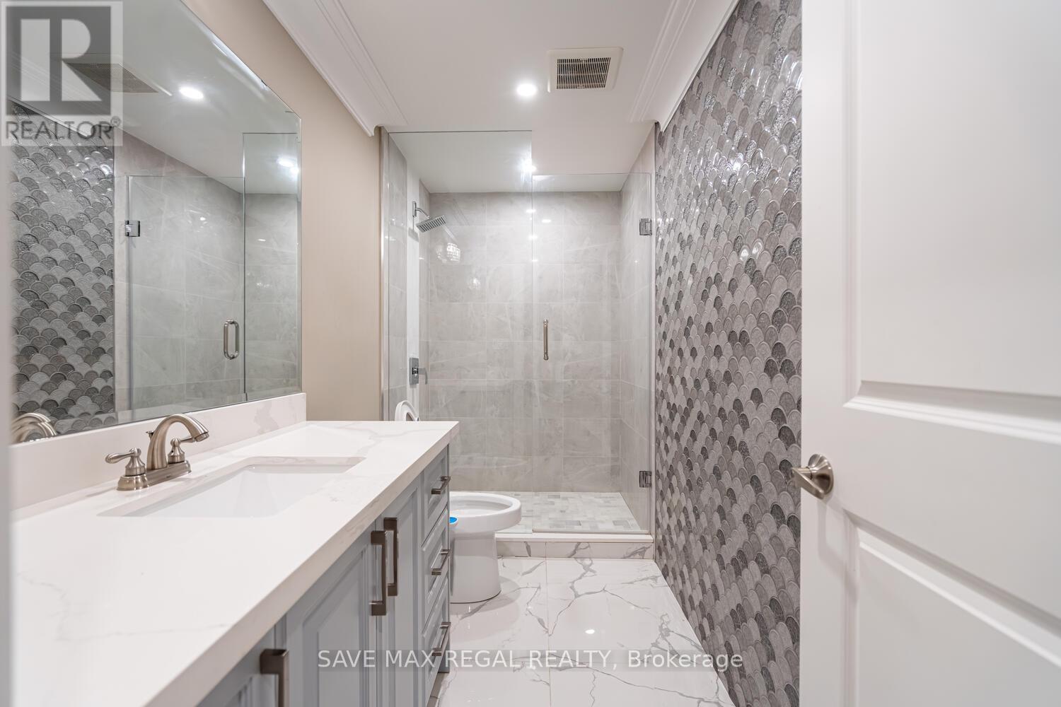 Photo 26 of 376 Torrey Pines Road, Vaughan ON