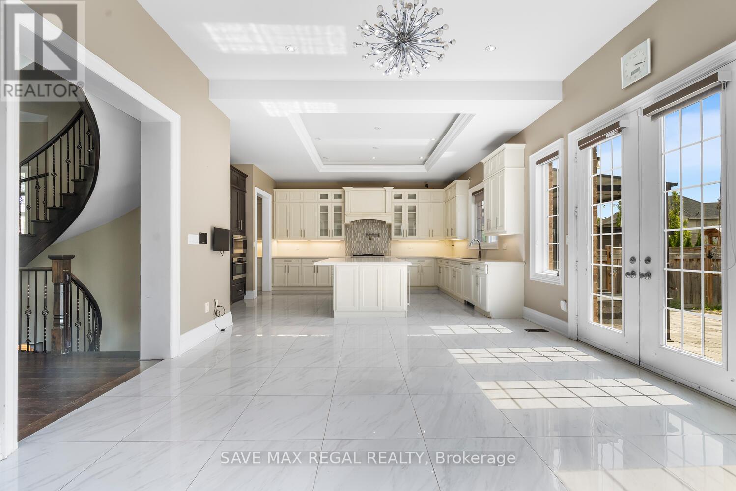 Photo 29 of 376 Torrey Pines Road, Vaughan ON