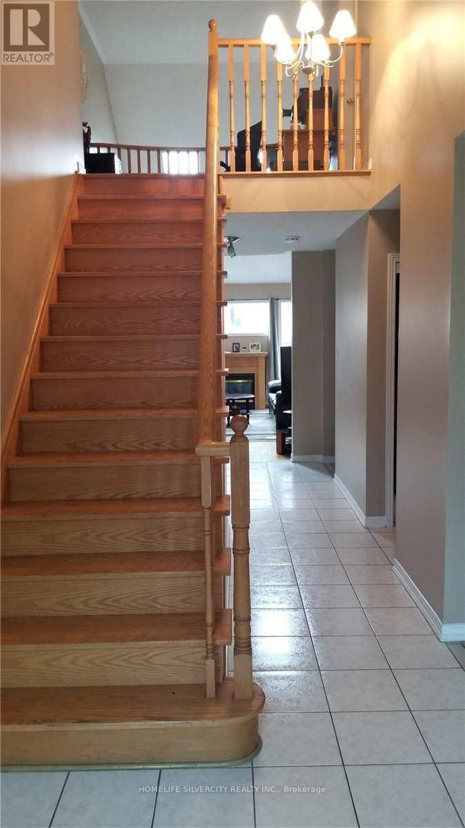 Photo 3 of 222 Edenbrook Hill Drive, Brampton ON