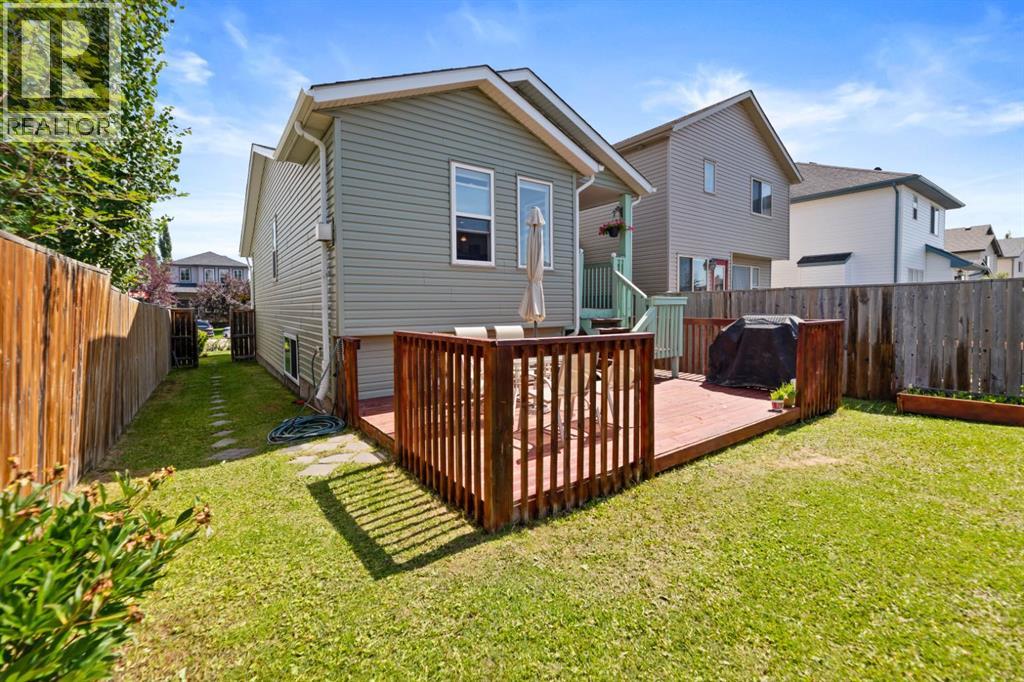 Single Family House Bi-level for Sale in  Covebrook Close NE Coventry Hills Calgary 