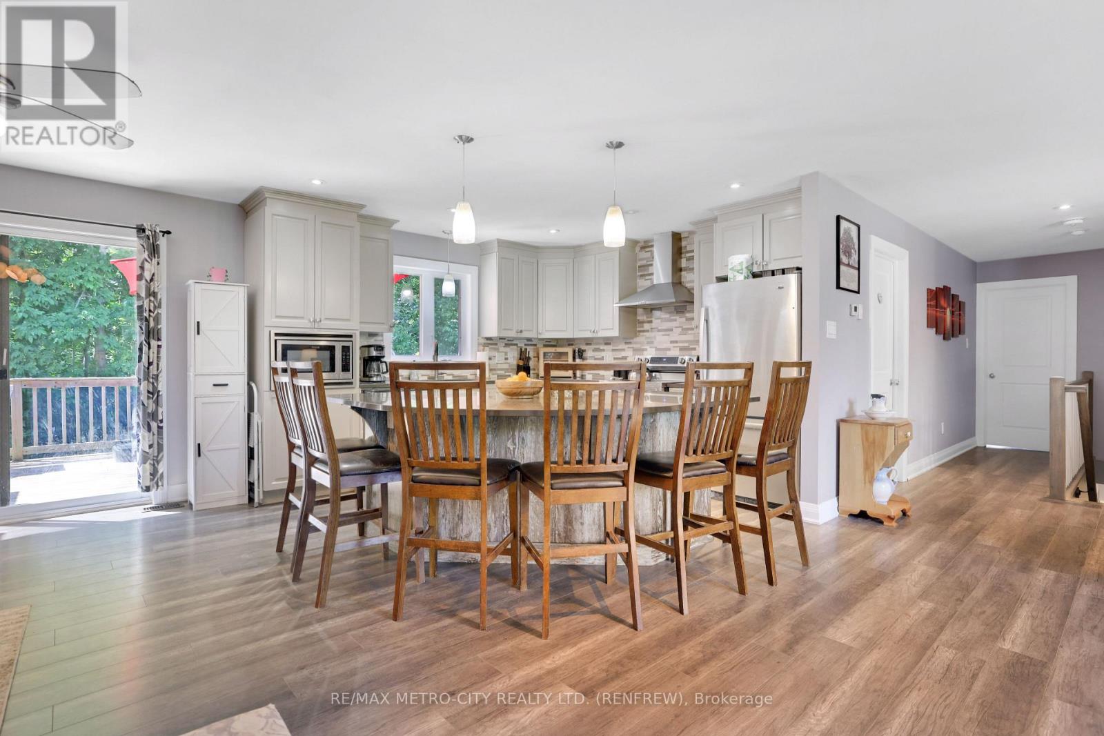 Photo 9 of 2457 Burnstown Road, Mcnab Braeside ON