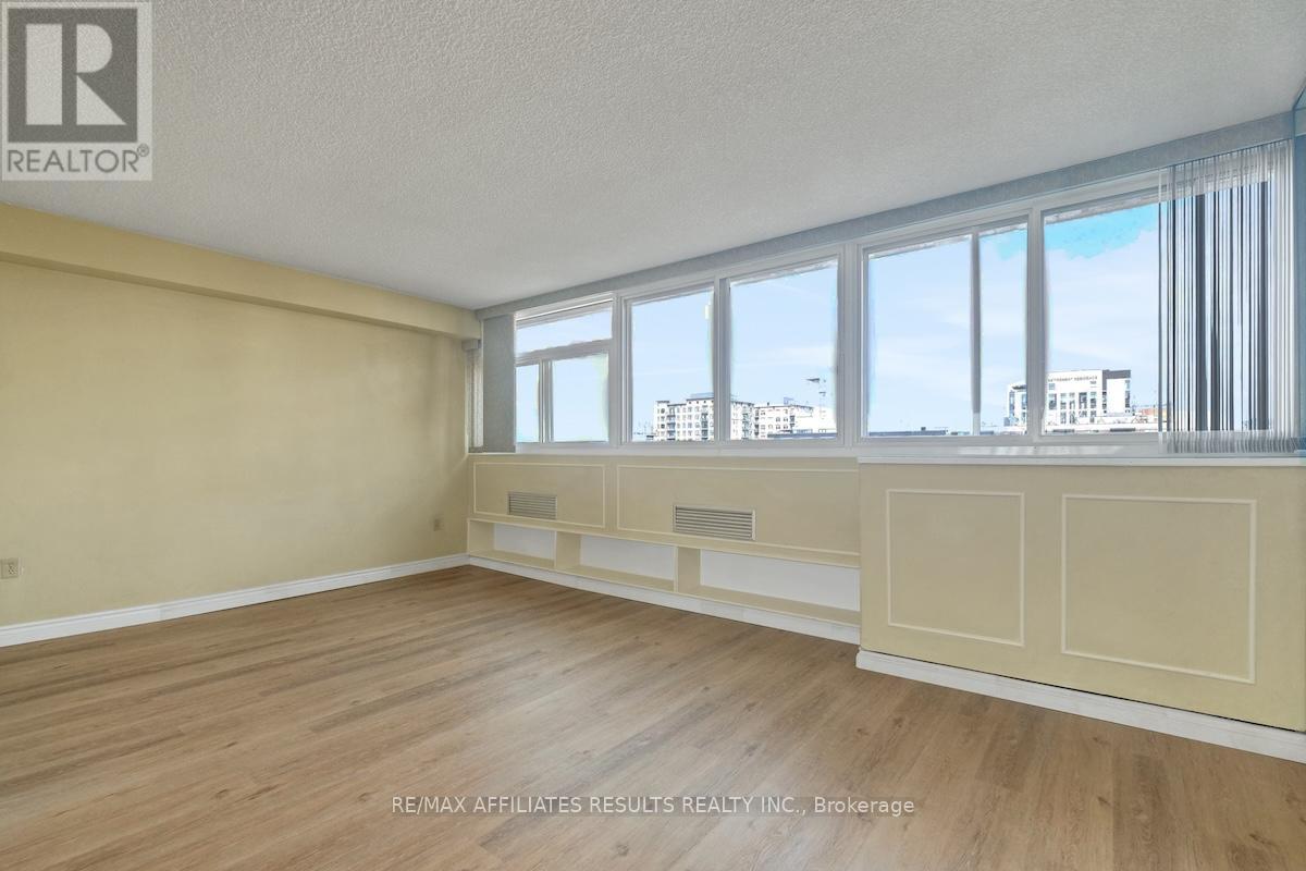 Photo 10 of 1103 500 Laurier Avenue W, Ottawa ON