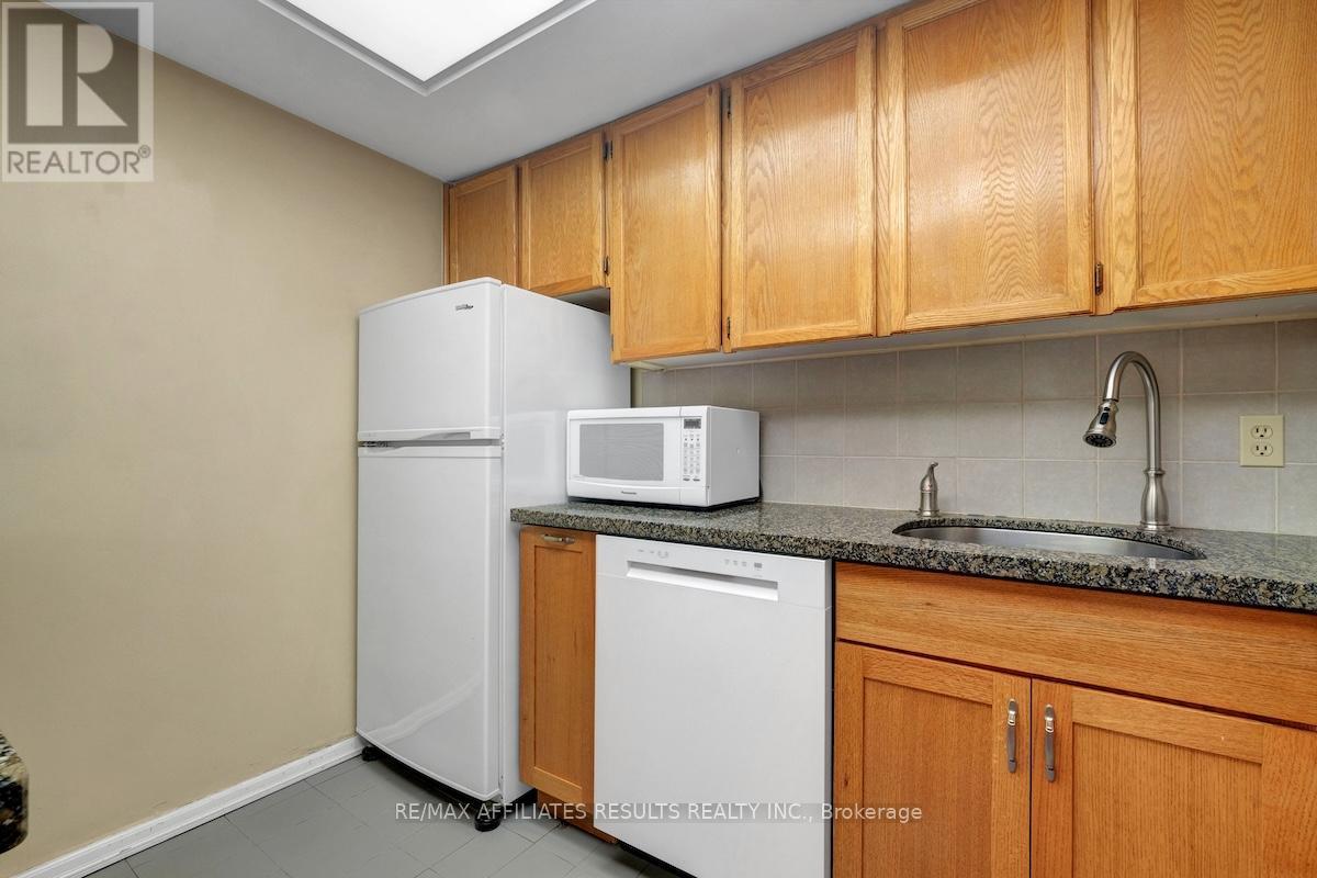 Photo 21 of 1103 500 Laurier Avenue W, Ottawa ON