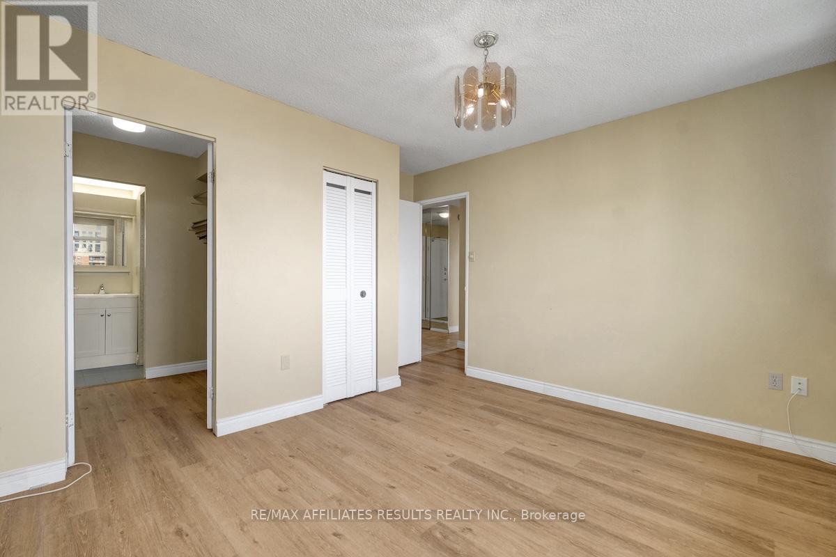 Photo 26 of 1103 500 Laurier Avenue W, Ottawa ON