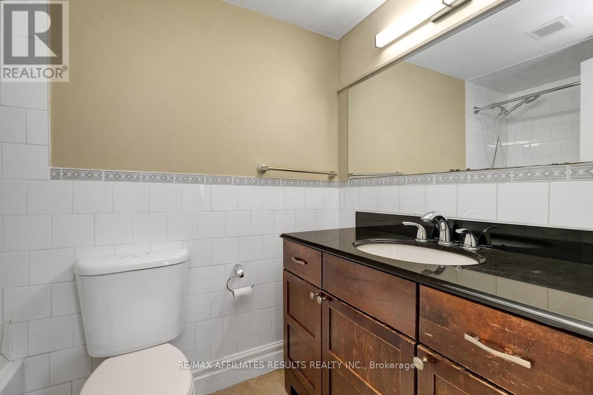 Photo 31 of 1103 500 Laurier Avenue W, Ottawa ON