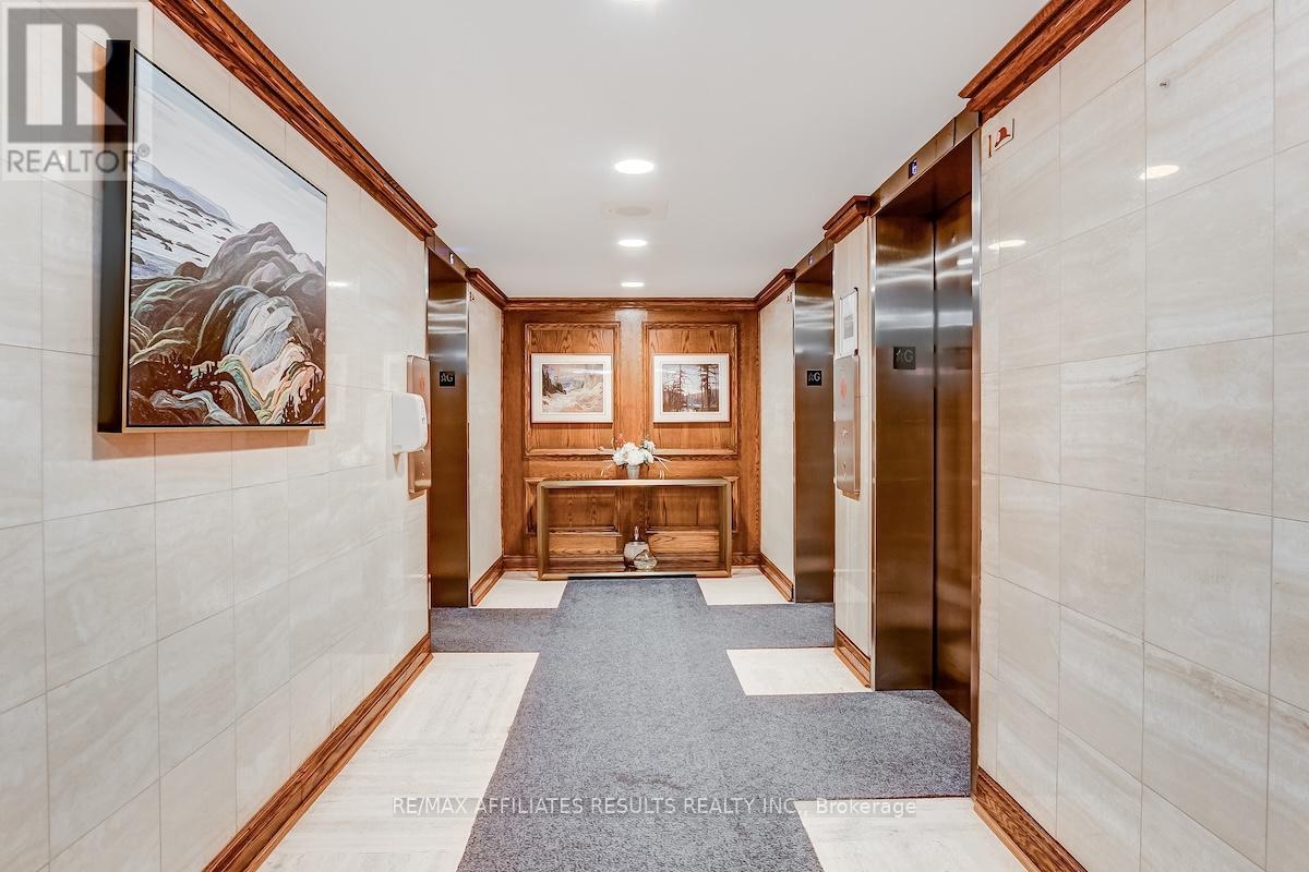 Photo 7 of 1103 500 Laurier Avenue W, Ottawa ON