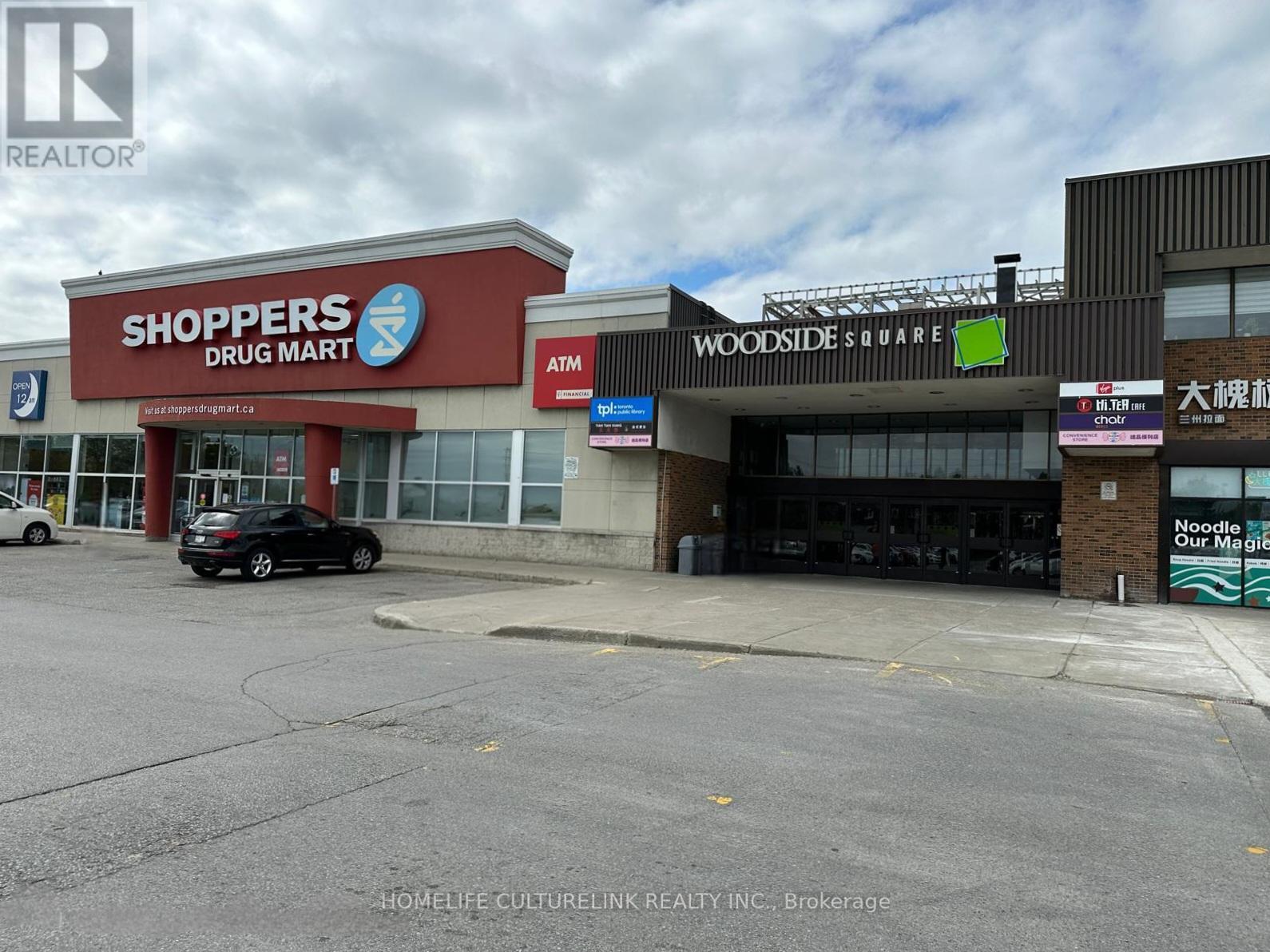 Photo 28 of 813 Sandhurst Circle, Toronto ON