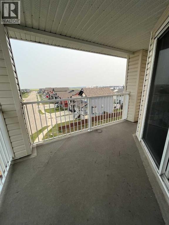 Single Family House Multi-level for Sale in    Avenue Westgate Grande Prairie 
