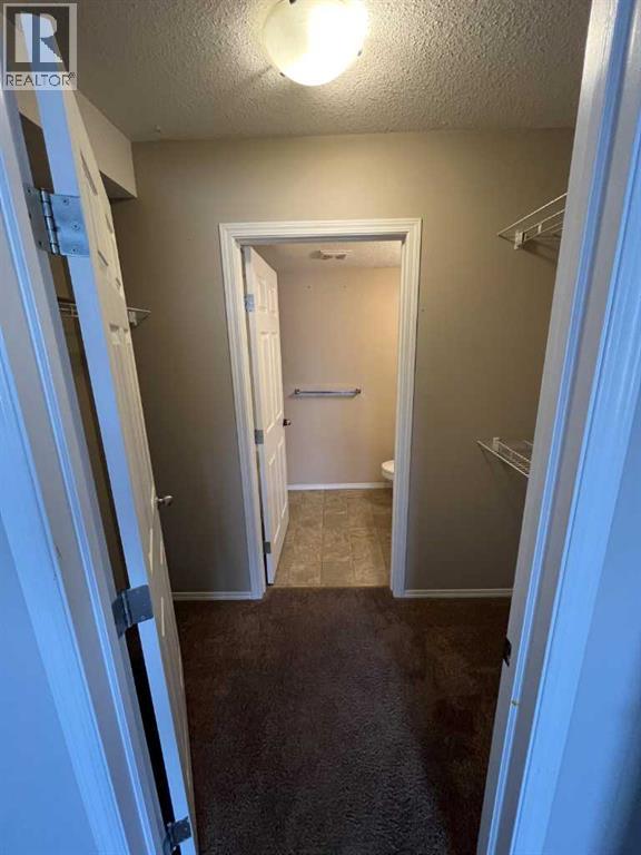 Single Family House Multi-level for Sale in    Avenue Westgate Grande Prairie 