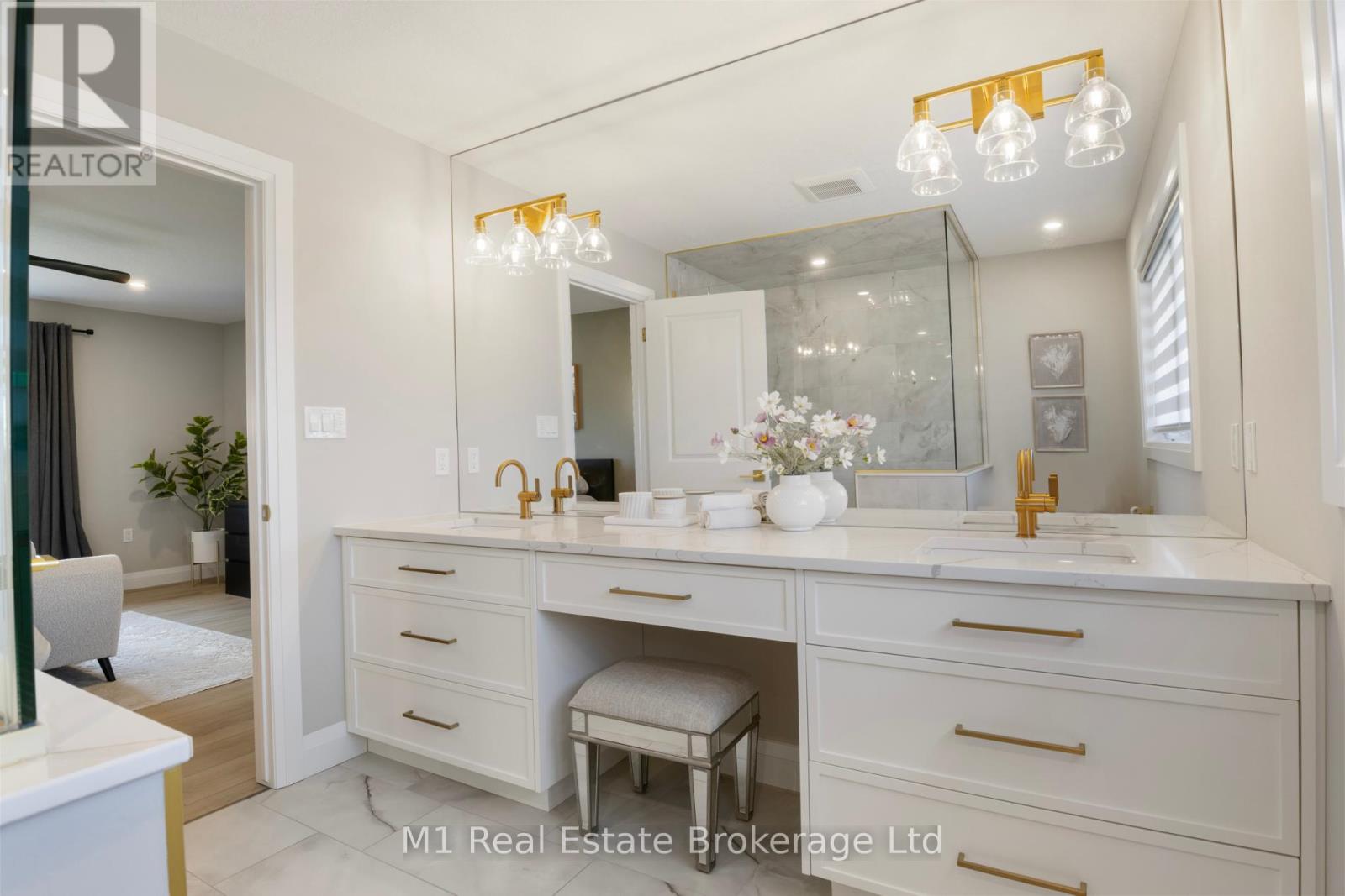 Photo 28 of 90 Rea Drive, Centre Wellington ON