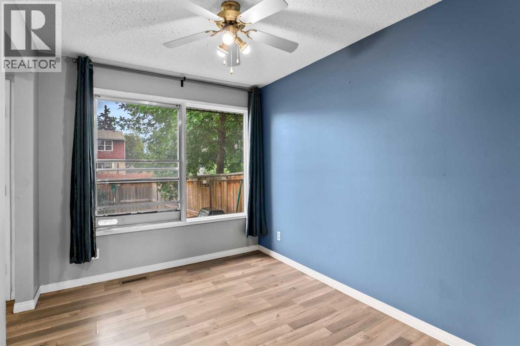 Single Family House for Sale in   Pennsylvania Road SE Penbrooke Meadows Calgary 