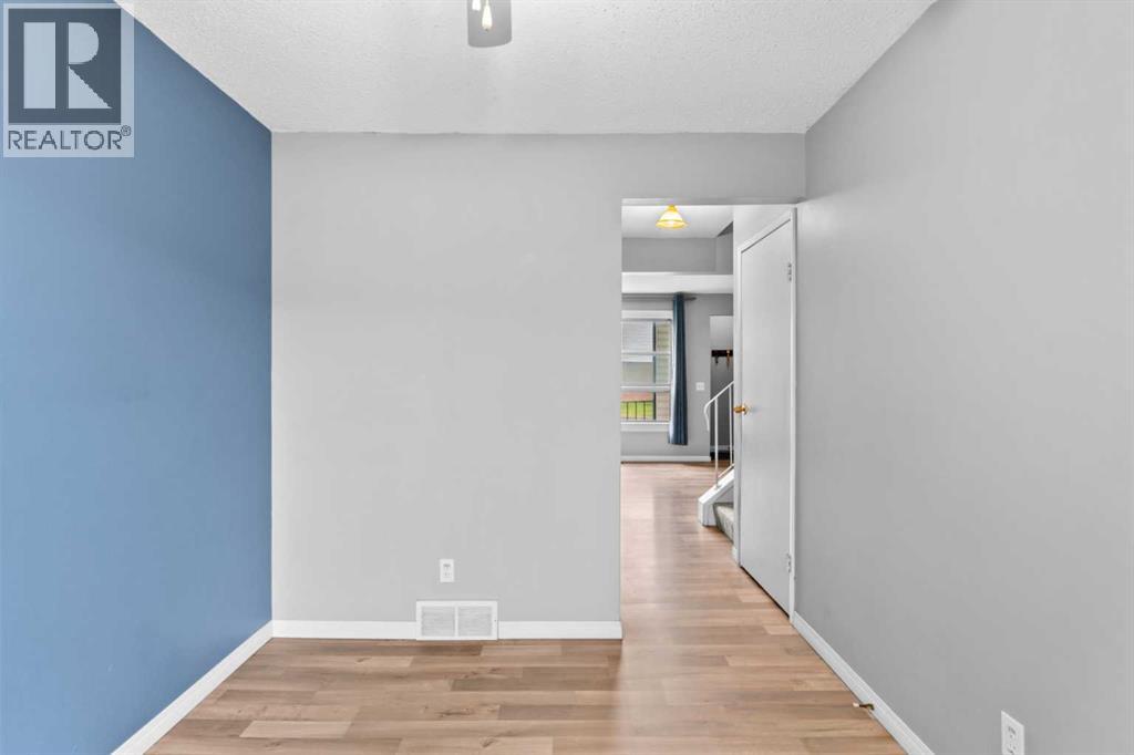 Single Family House for Sale in   Pennsylvania Road SE Penbrooke Meadows Calgary 