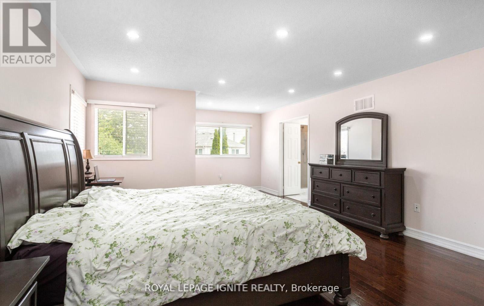 Photo 24 of 3106 Baytree Court, Mississauga ON