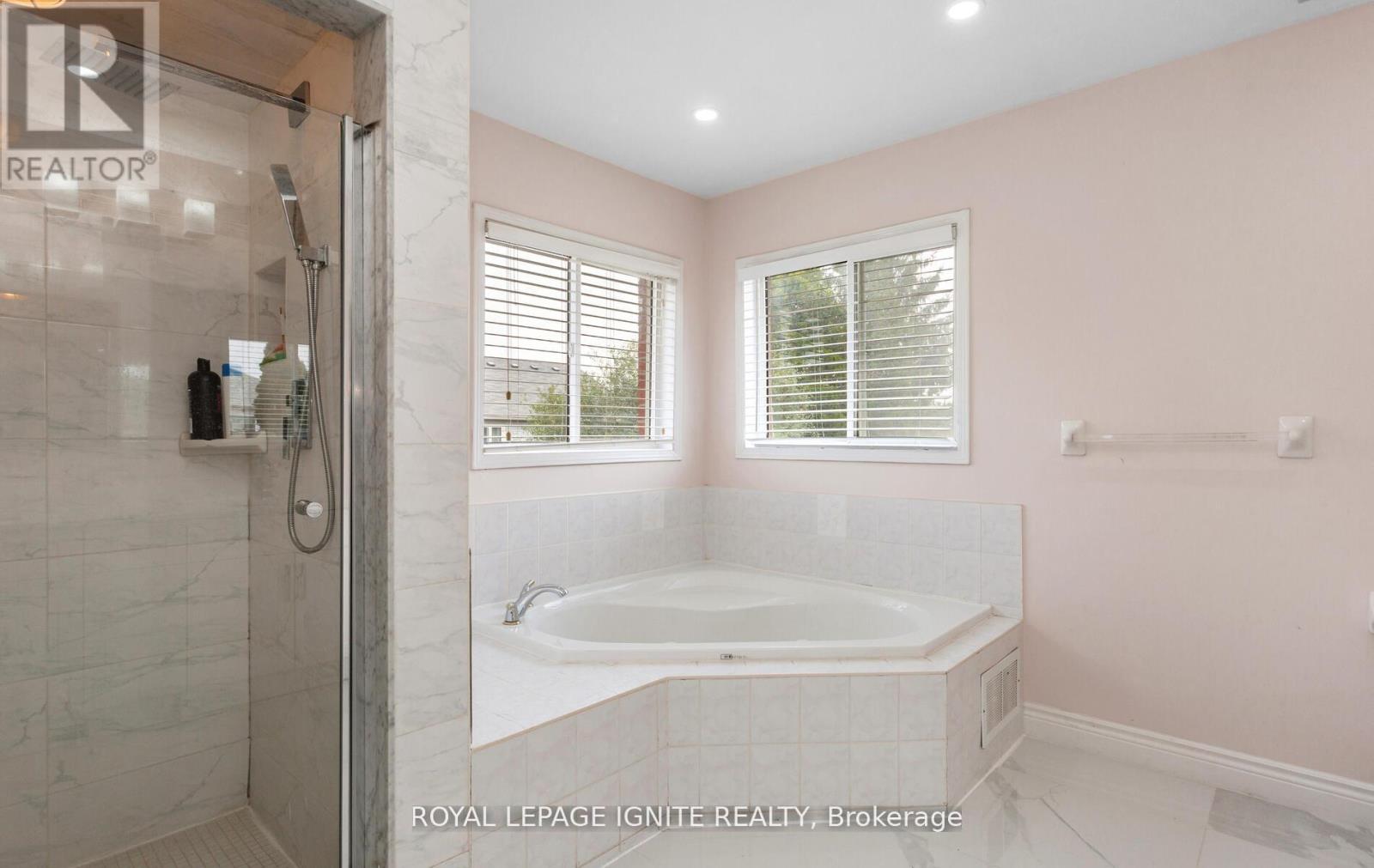Photo 28 of 3106 Baytree Court, Mississauga ON