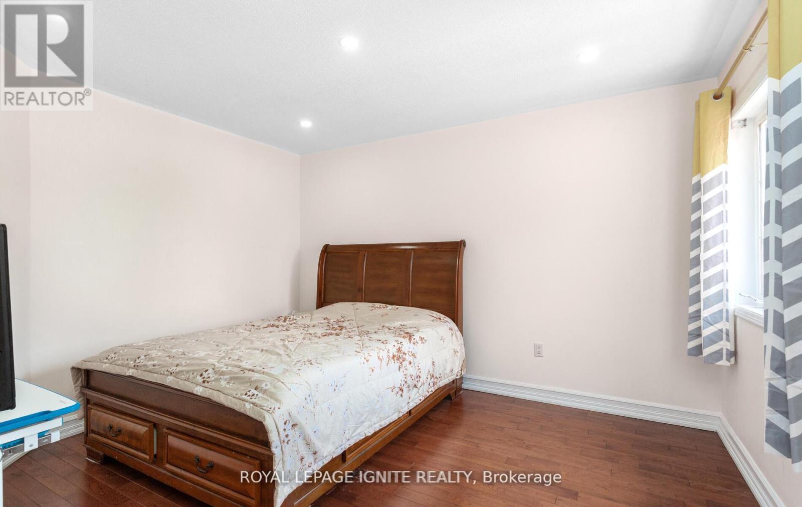 Photo 34 of 3106 Baytree Court, Mississauga ON
