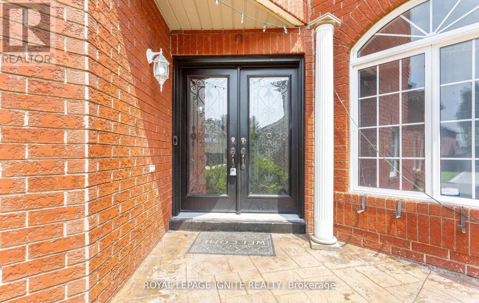 Photo 4 of 3106 Baytree Court, Mississauga ON