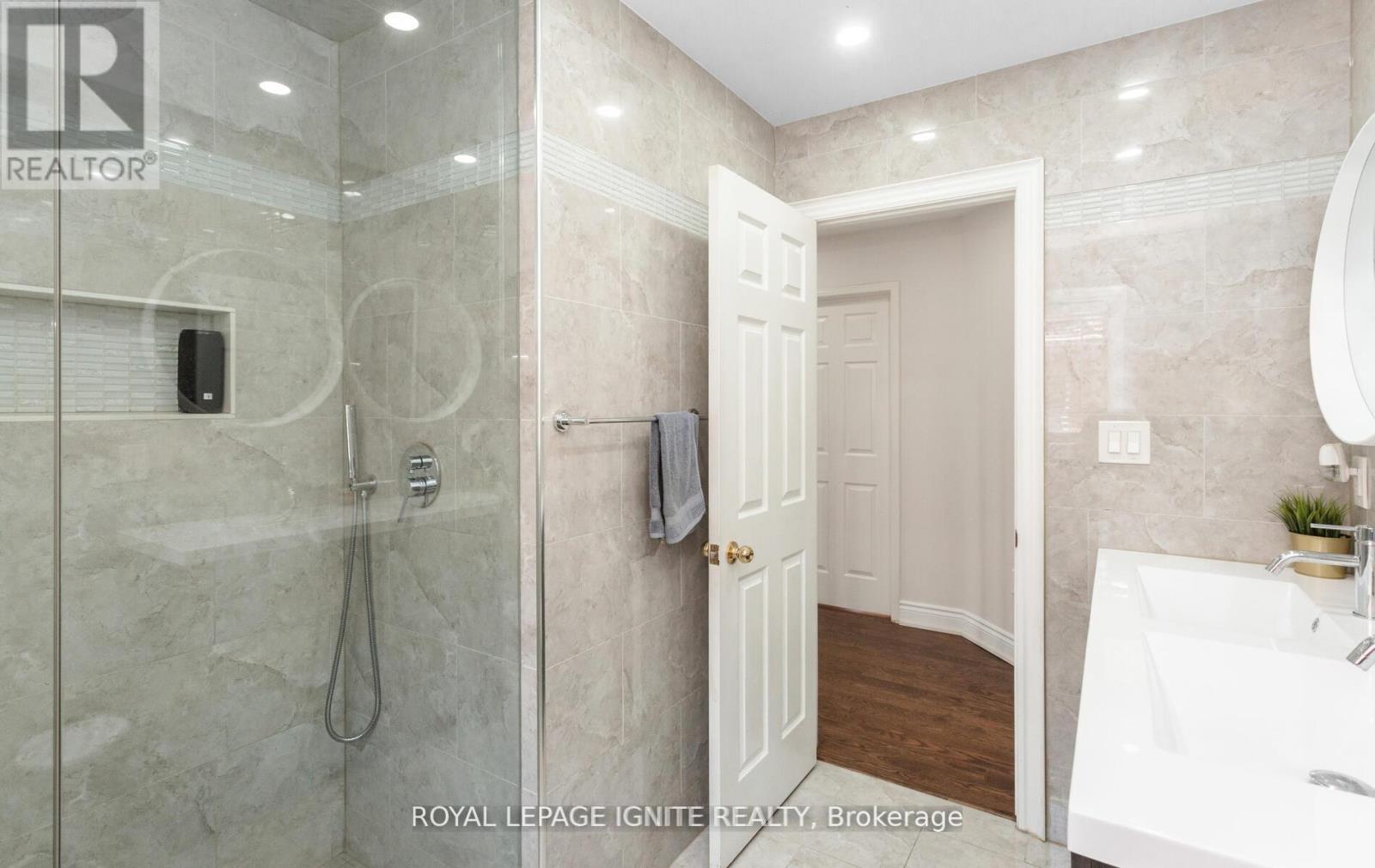 Photo 39 of 3106 Baytree Court, Mississauga ON