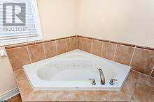 Photo 28 of 36 Valleyridge Crescent, Brampton ON