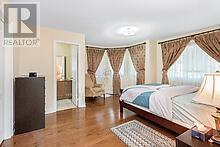 Photo 31 of 36 Valleyridge Crescent, Brampton ON