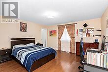 Photo 35 of 36 Valleyridge Crescent, Brampton ON