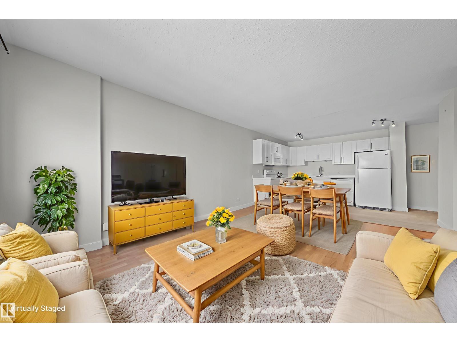 Photo 17 of 806 9710 105 St Nw, Edmonton AB