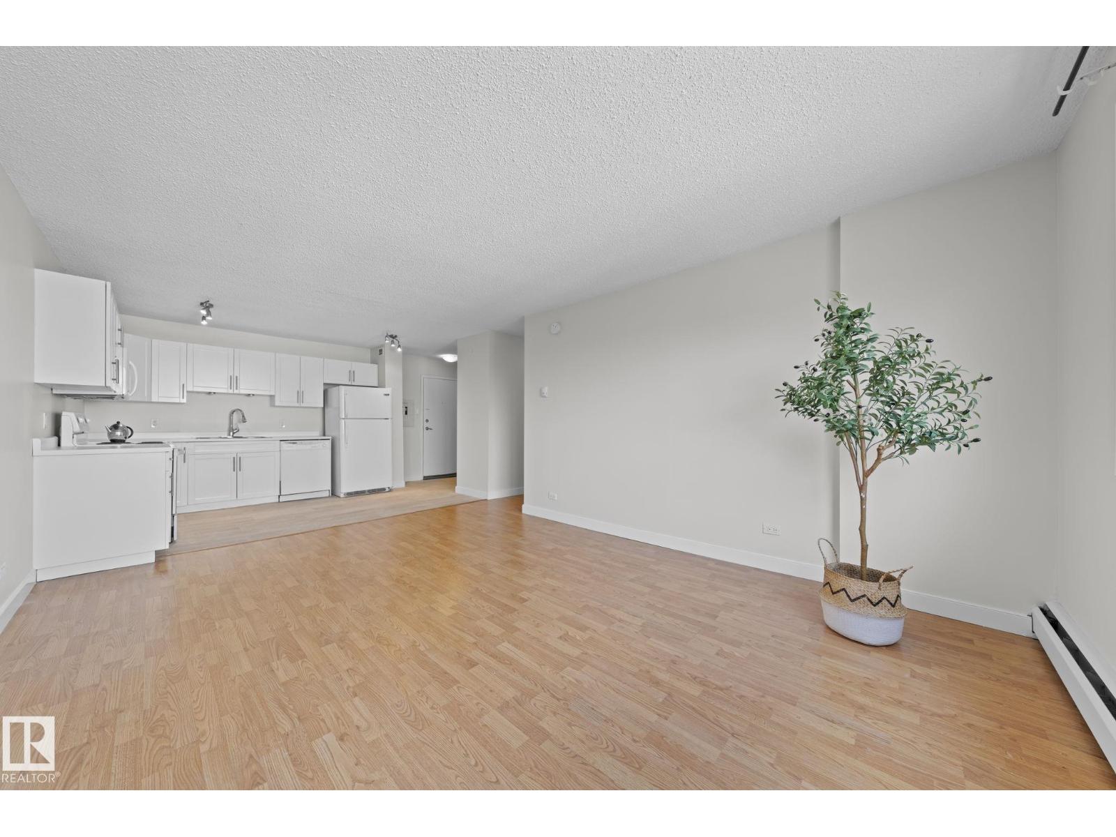 Photo 20 of 806 9710 105 St Nw, Edmonton AB