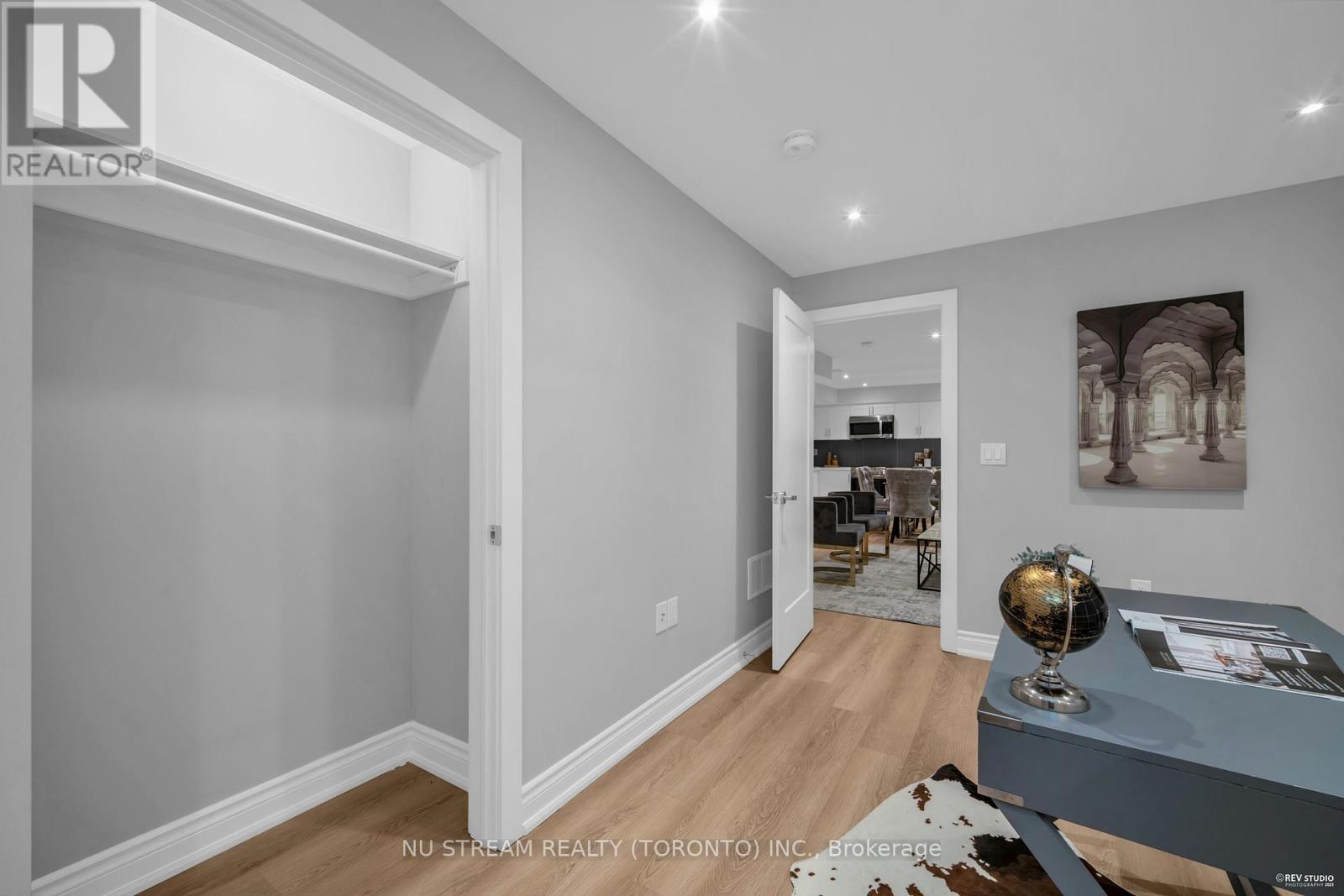 Photo 45 of 4 Westbourne Avenue, Toronto ON
