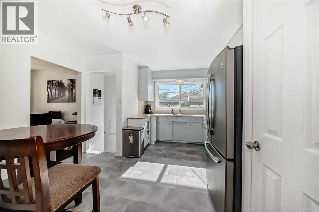 Single Family House Bungalow for Sale in  Macleay Road NE Mayland Heights Calgary 