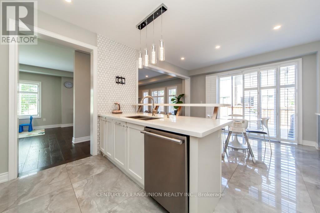 Photo 18 of 70 Prairie Creek Crescent, Brampton ON