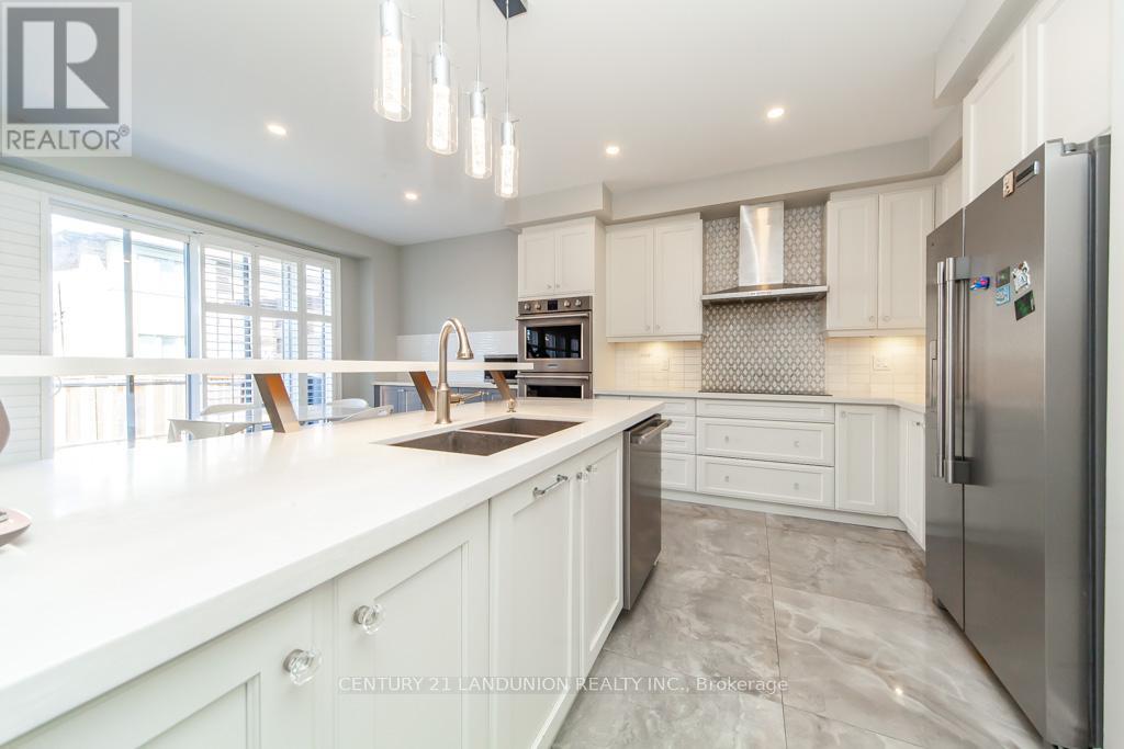 Photo 19 of 70 Prairie Creek Crescent, Brampton ON