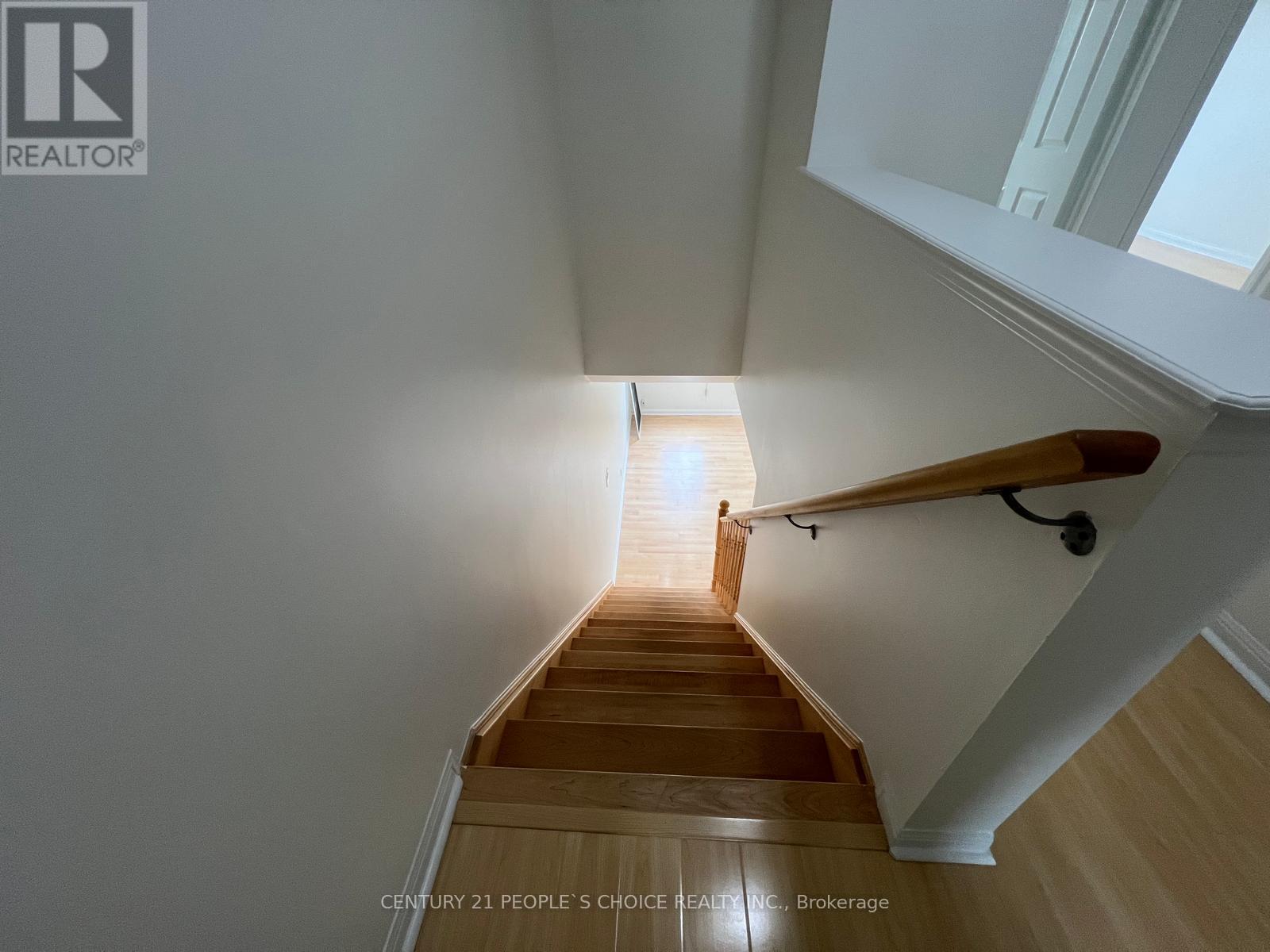 Photo 15 of 15 Lanternlight Lane, Brampton ON