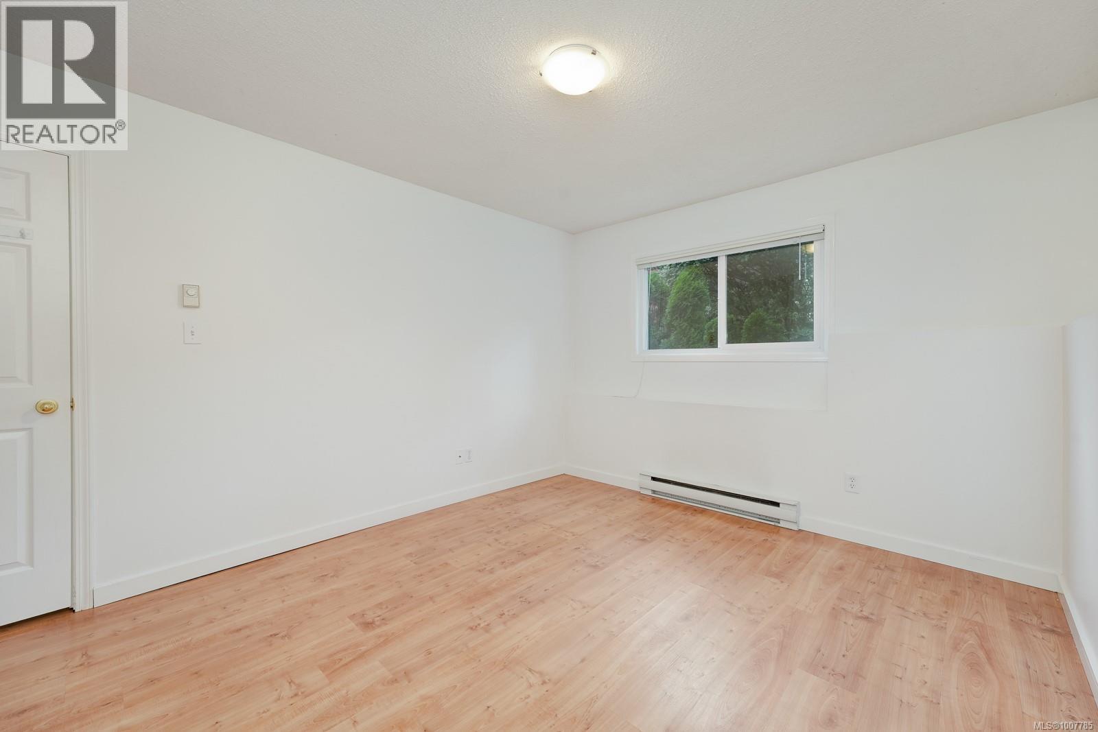 Photo 43 of 1338 Prillaman Ave, Saanich BC